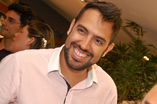 Roberto Leal