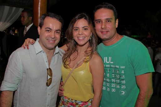 Ginno Larry, Camila Marques e Gustavo Vilas Boas