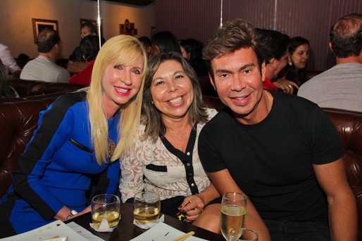 Lia Ferreira, Juju Luz e Carlos Rodeiro