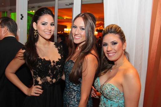 Manoela Carneiro, Cheyenne Teixeira e Thais Loureiro