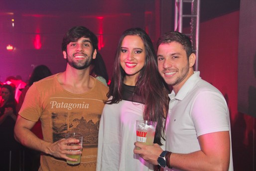 Arthur Catharino Gordilho, Antonella Mendonça e Marcio Abrantes