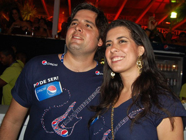 Ricardo Maia e Aline Teles