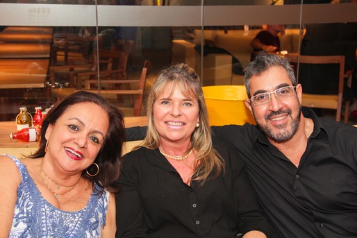 Heli Costa, Elizabeth Stuarken e Luiz Claudio Mota