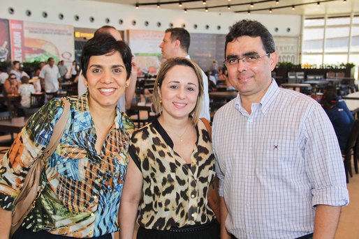 Karina Farani, Karina Dourado e Julio Carneiro