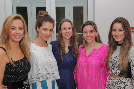 Larissa Bicalho, Geovanna Meneghel, Marcela Fragoso, Maria Abrão e Marcela Brandalize