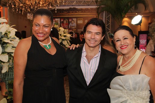 Marta Goes, Emerson Carvalho e Sonia Steel