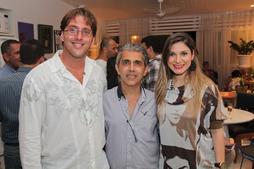 Luiz Fernando Landeiro, J. Veloso e Maristela Muller