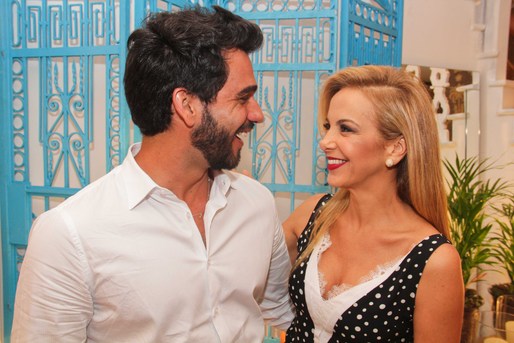 Marlon Gama e Larissa Bicalho