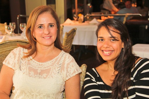 Maria Tereza Carvalho e Gabriela Martinez