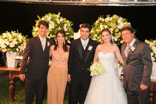 Andre Tanajura, Vera Garcez, Luiz Tanajura, Lilian Lima e Luiz Henrique Tanajura