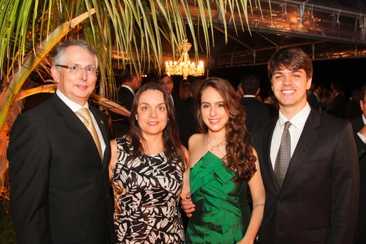 Luiz, Ivone, Gabriela Biscaia e Ricardo Silveira