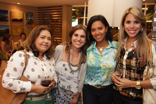 Dolores Coni, Marilia Summer, Ursula Almeida e Karol Santana