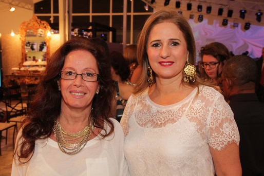 Marcia Castro e Maria Tereza Carvalho