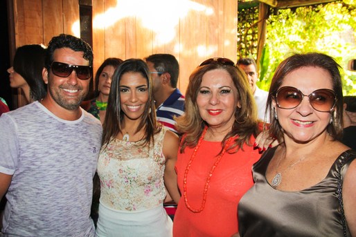 Paulo Magalhães Jr., Luana Avelar, Rita Magalhães e Marly Andrade