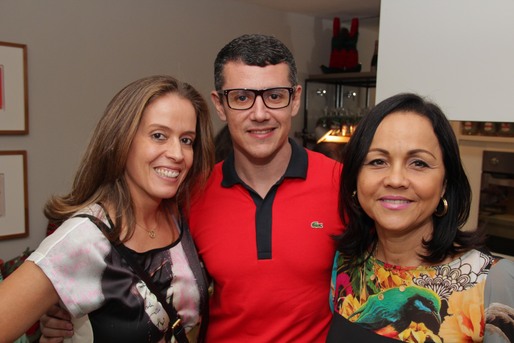 Paula Almendra, Rafaelli Victoria e Marcia Leal