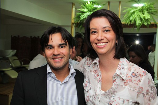 Alexandre Mendes e Alessandra Hattori