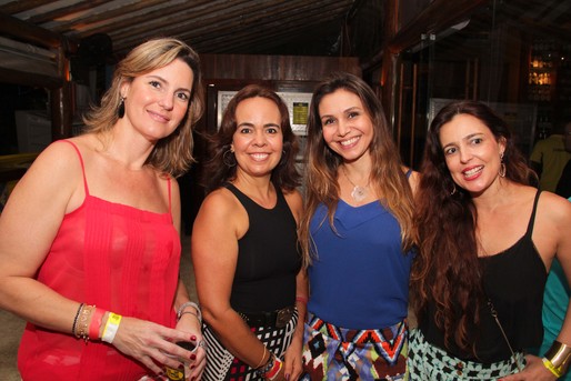 Otaviana Oliveira, Maiana Barreto, Fabiana Venacio e Paula Gomes