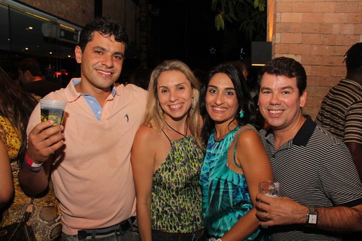 Pedro e Dani Brandão e Janaina e Anatole Coutinho