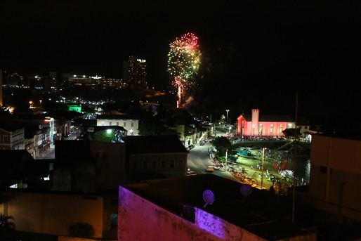 Vista Privilegiada dos Fogos do Rio Vermelho