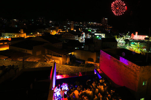  Vista dos Fogos do Rio Vermelho