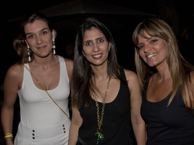 Mariane Castro, Karine Queiroz e Priscila Santos.