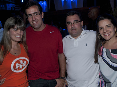 Vanessa e Fábio Stern e Daniela e Beto Rocha .