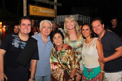 Ricardo e Patrcia  Chaves entre , Francisco, Lilian, Andre, Gelena Pedreira de Freitas