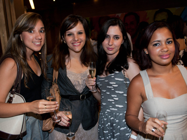 Cynthia Pitamgueira, Carina Oliveira, Lara Bonfim e Soane Souza