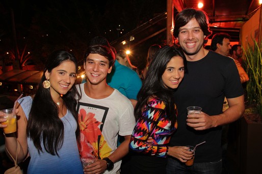 Pedro Bamaso, Ana Vitoria, Victor Azevedo e Maria Pessoa