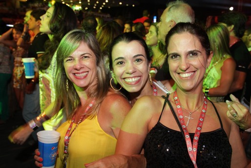 Luciana Hoises, Renata Vasconcelos e Fernanda Mascarenhas