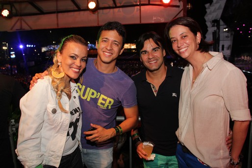 Rebeca Ernesto, Valdinei Almeida, Alexandre Mendes e Alessandra Hattori