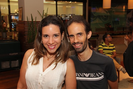 Carol Cotias e Estefano Diaz