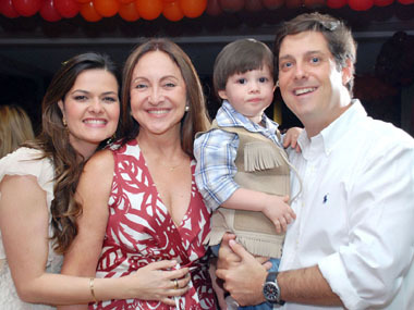 Juliana, Margarth Fialho, Vitor e André Berenguer