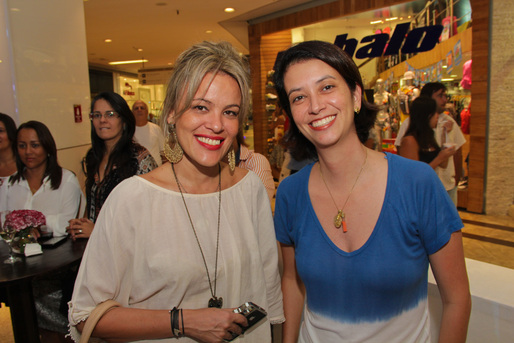 Rebeca Ernesto e Alessandra Hattori