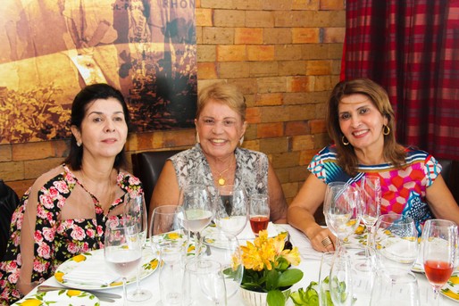 Ana Cristina Aguiar, Cleides Raw e Marisa de Carvalho