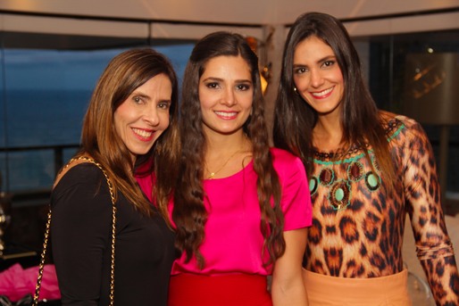 Solange, Ticiana e Aline Carneiro