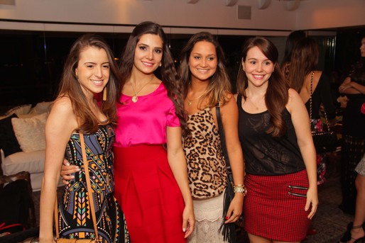 Thais Matos, Ticiana Carneiro, Priscila Dourado e Mônada Moura