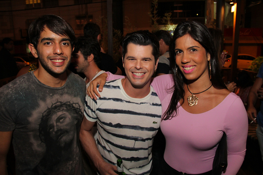 Rodrigo Bonzo, Arthur Berenguer e Mila Caldas