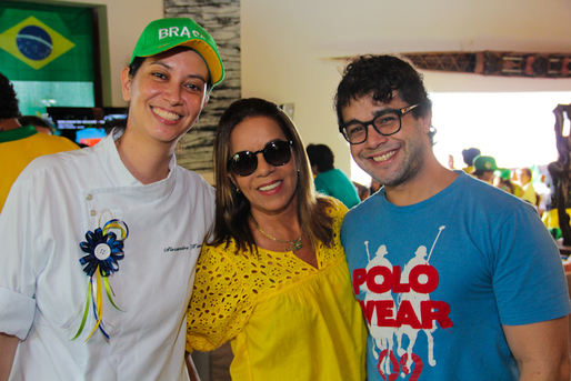 Alessandra Hattori, Sylvia Gladys e Gabriel Lobo