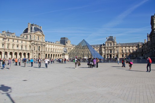 Louvre