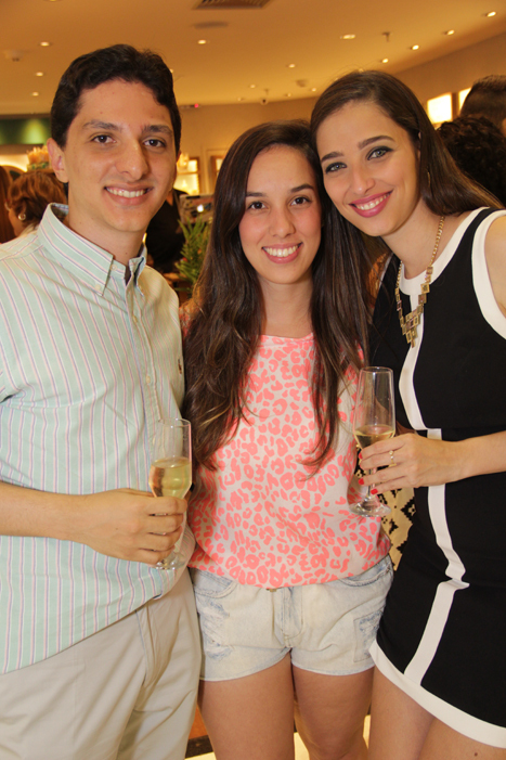 Rogerio Gomes, Silvia Anabel e Louise Gomes