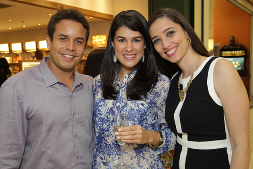 Wesley Reis, Adriene Leal e Louise Gomes