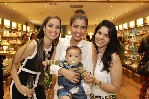 Louise Gomes, Larissa e Eduardo Actis e Rosane Borges