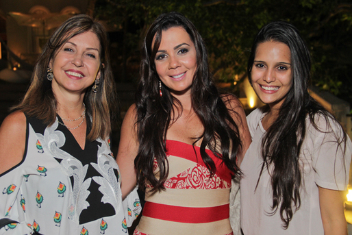 Iara Barbosa, Livia Lopes e Natalia Barbosa