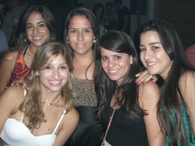 Mila Labo, Monike Magalhães, Aline Amaral, Renata Viana e Mariana Araujo