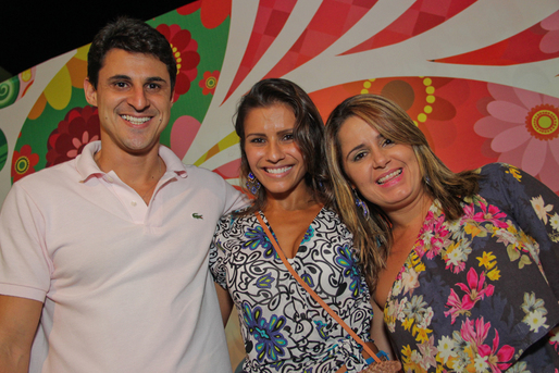 Alexandre Simoes, Adriana Sales e Naiane Peixoto