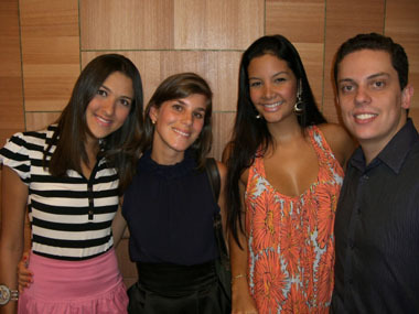 Pamela Gatto, Branca Semereu, Pabla Muniz e André Midoes