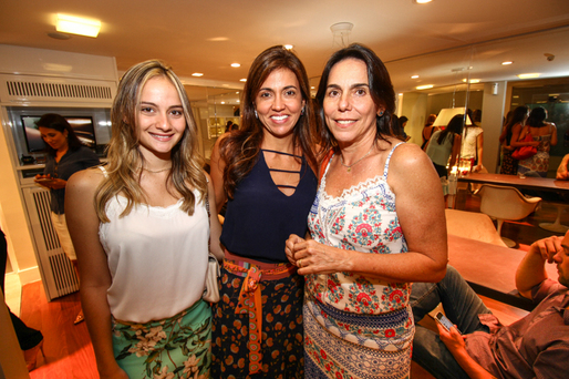 Marcela Almeida, Ticyana Carvalho e Monica Barreto