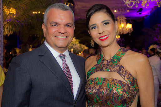 Marcelo Araujo e Anelisa Coutinho