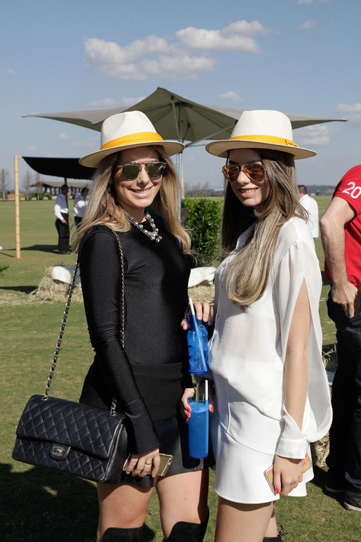 Maria Eugenia Neves e Raphaela Neves